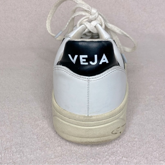 Veja Single Right Shoe Sneaker-White/Black-Women’s 8-Amputee/Injury-One Shoe-EUC - Picture 7 of 7